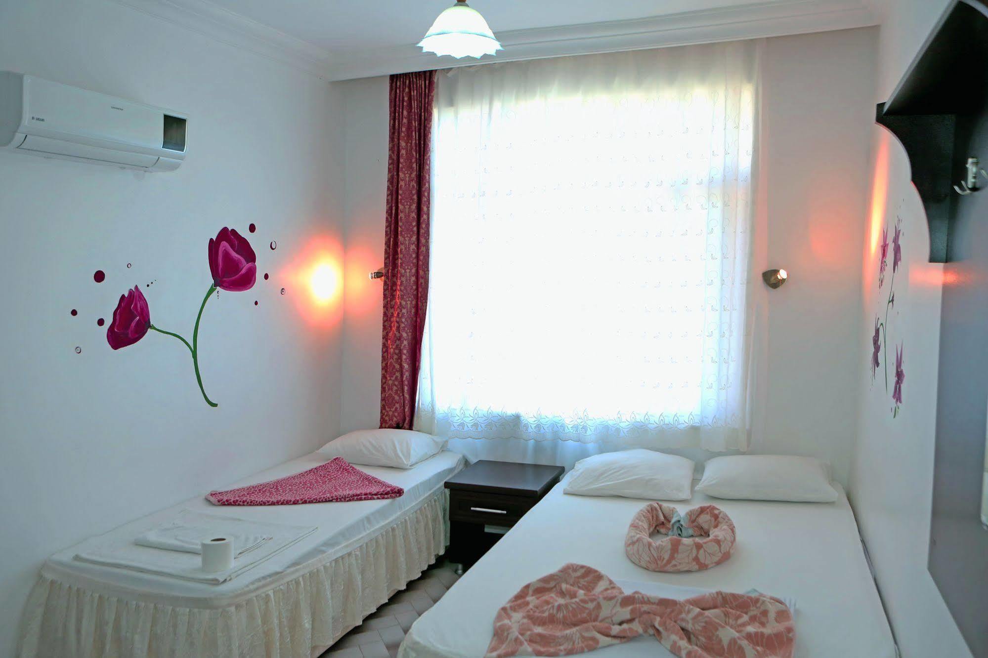 Santosa Pension Kaş Exterior foto